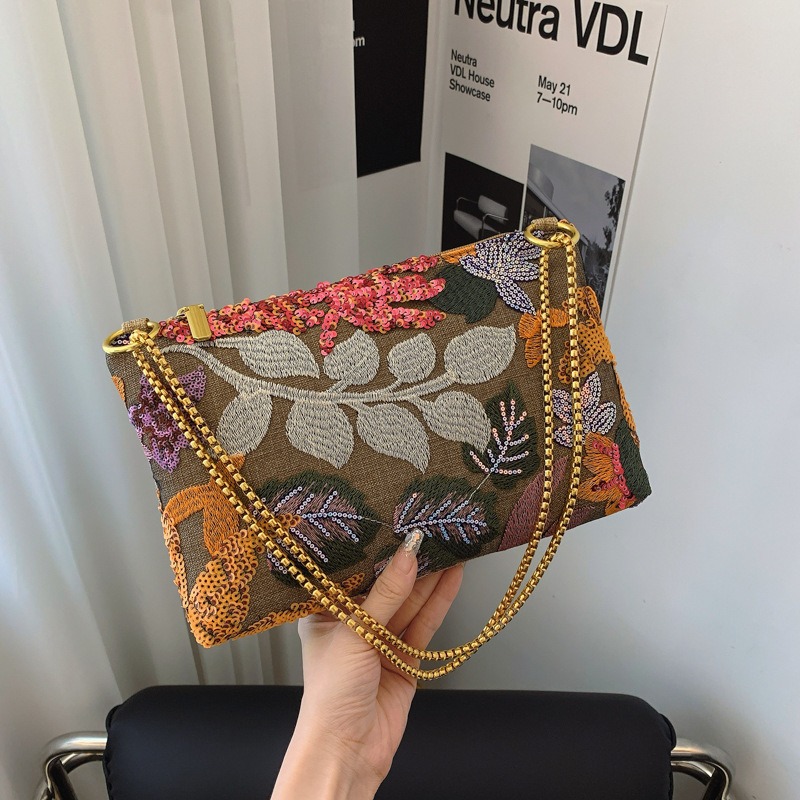 Embroidery Bali - الترتر التطريز حقيبة صغيرة للنساء سلاسل