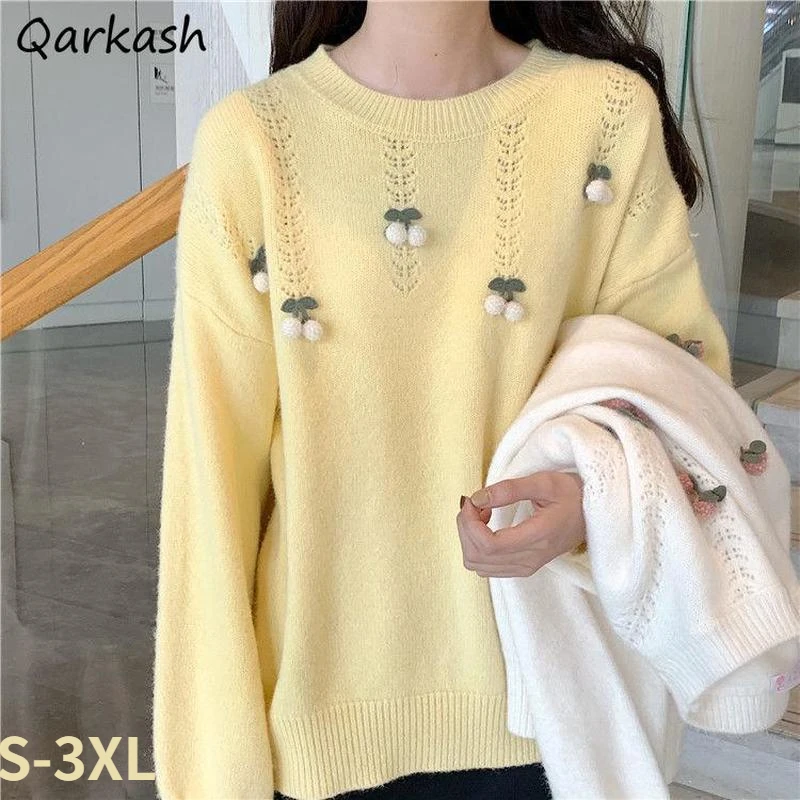 Embroidery Design Love - بلوفرات نسائية مطرزة بتصميم خريفي حلو