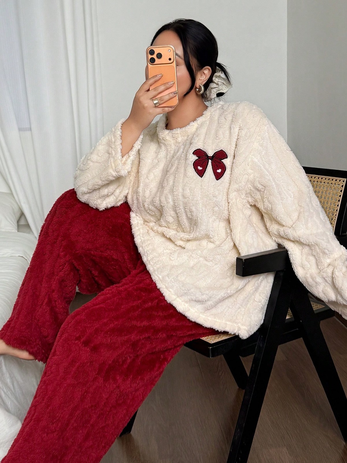 Embroidery Set - بيجامات نسائية سميكة من الفلانيل للخريف