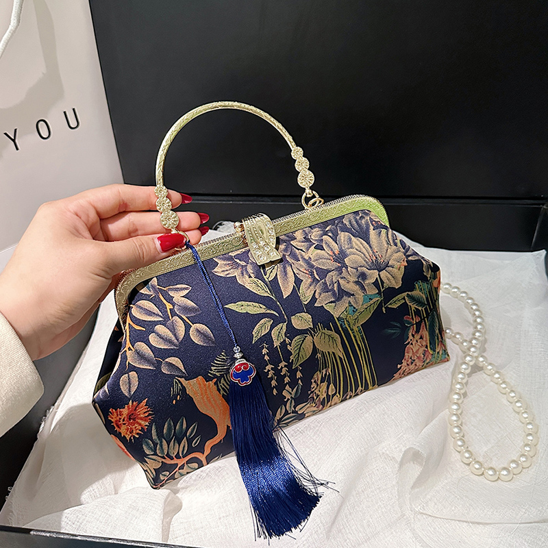 حقائب كتف أنيقة مطرزة للنساء م - مراجعة Embroidery Ideas For Bags وسعره
