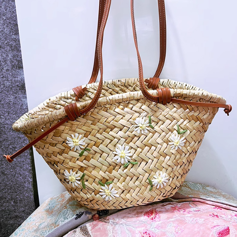 حقائب يد نسائية منسوجة من القش - مراجعة Embroidery Bali وسعره