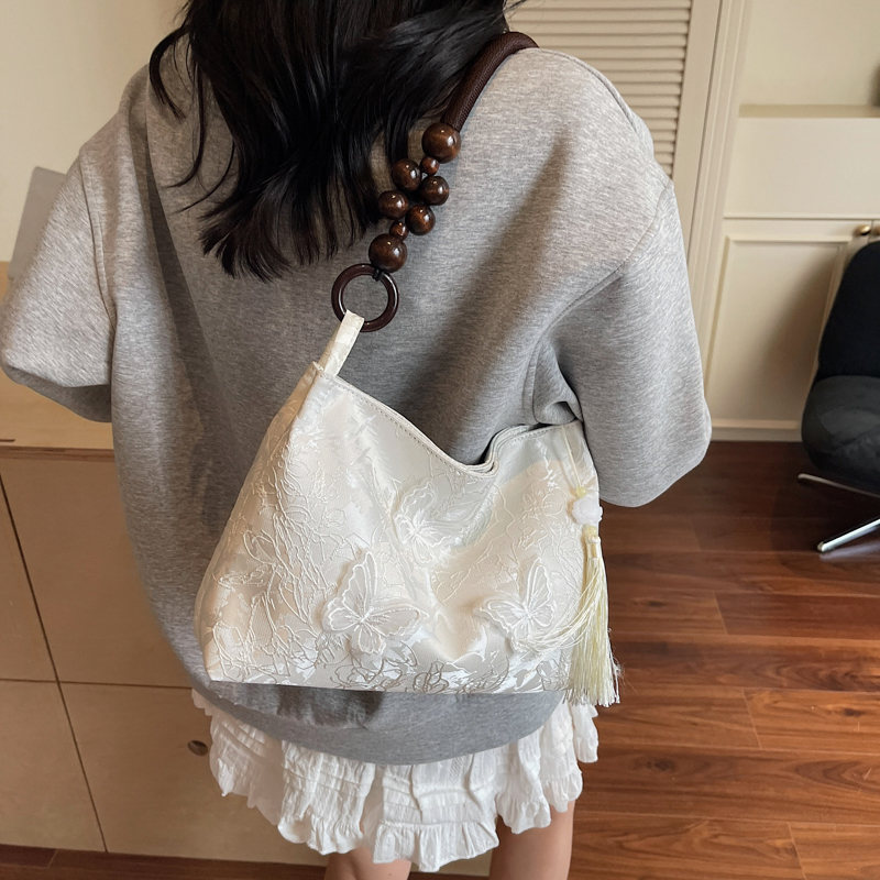 حقيبة يد أنيقة جديدة للسيدات م - مراجعة Embroidery Ideas For Bags وسعره