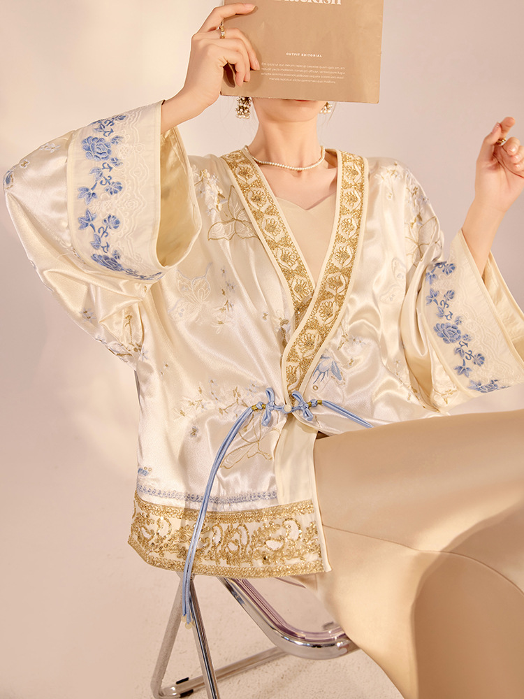 جاكيت نسائي فاخر جديد لربيع 20 - مراجعة Embroidery Origin وسعره