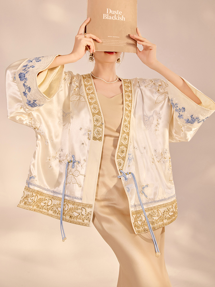 جاكيت نسائي فاخر جديد لربيع 20 - مراجعة Embroidery Origin وسعره