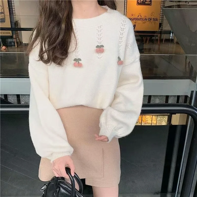 بلوفرات نسائية مطرزة بتصميم خر - مراجعة Embroidery Design Love وسعره
