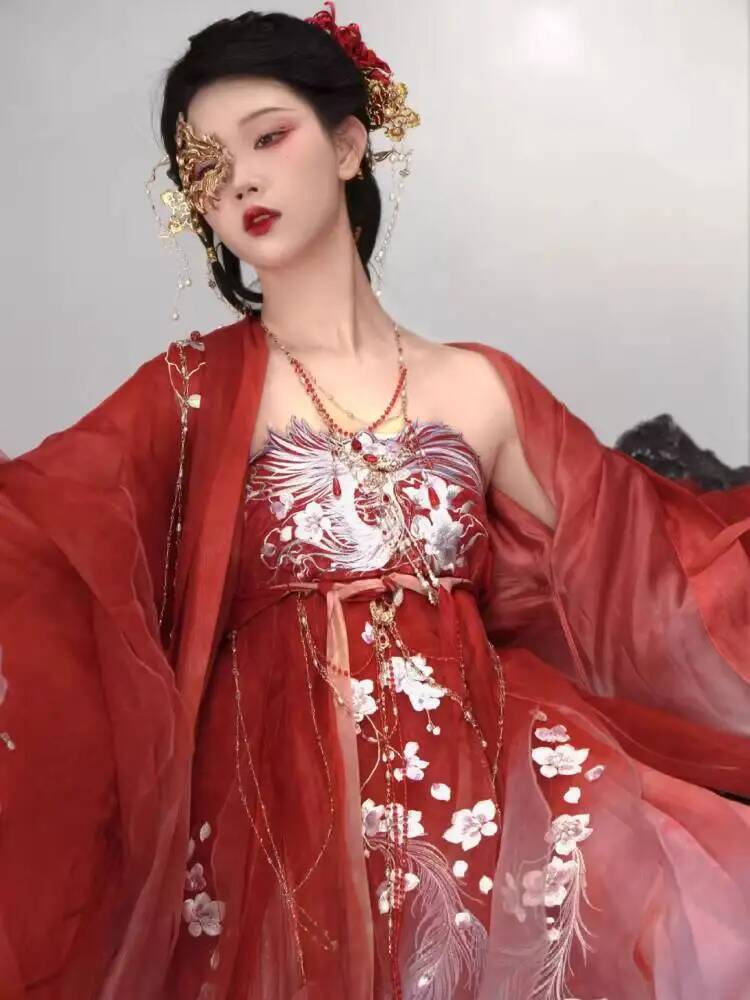 فستان هيزي فاخر مطرز ثقيل للنس - مراجعة Embroidery Set وسعره
