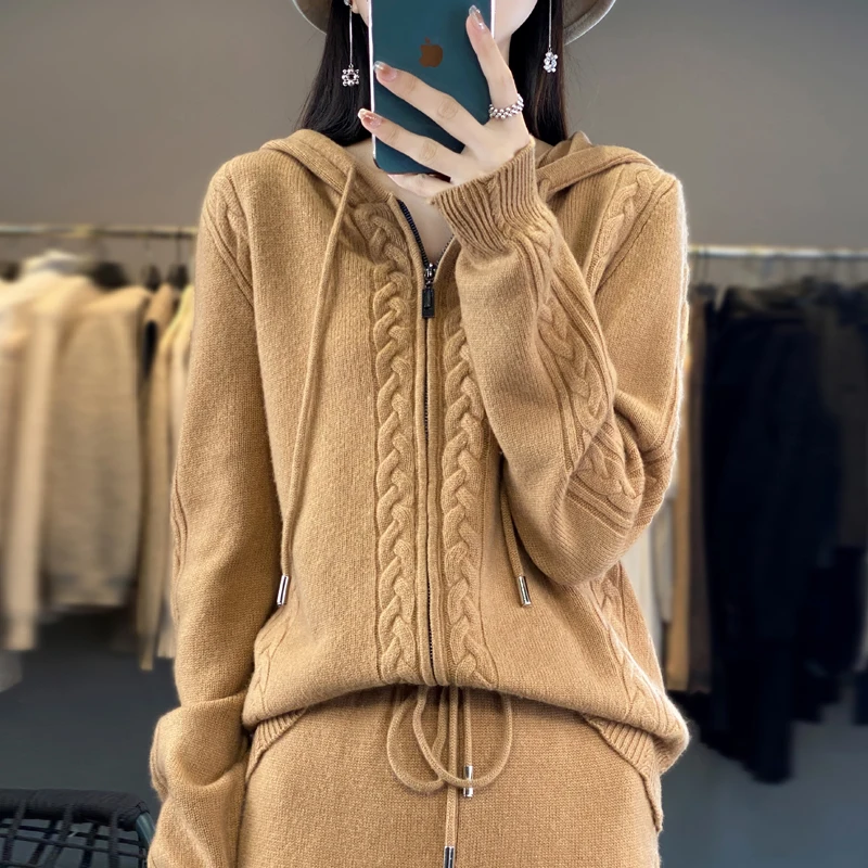 طقم نسائي من قطعتين من الكشمير - مراجعة Embroidery Zip Up Hoodie وسعره